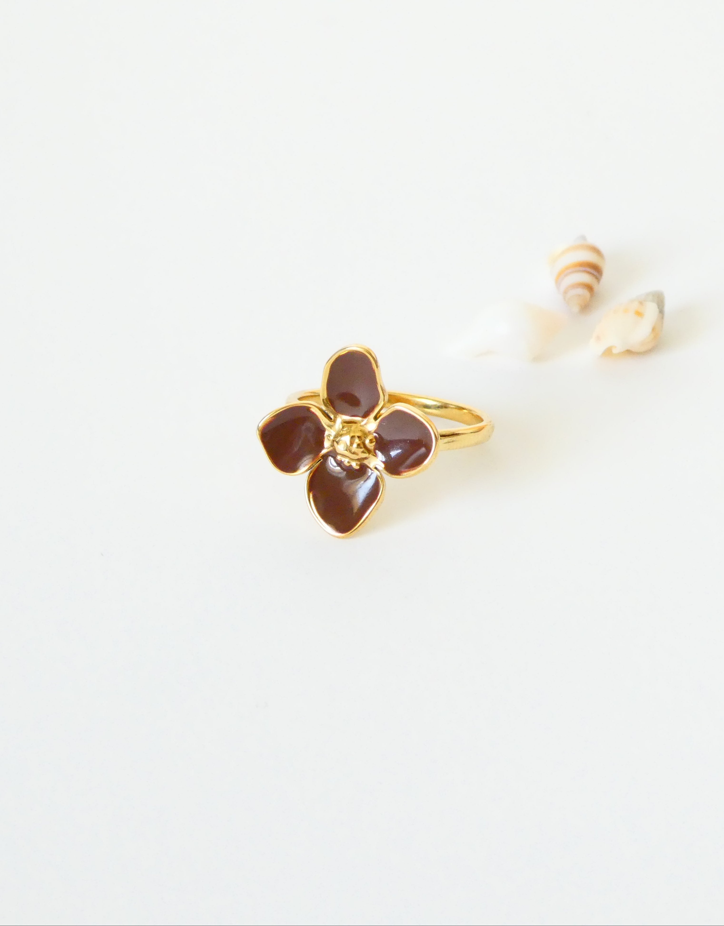 Bague fleur marron