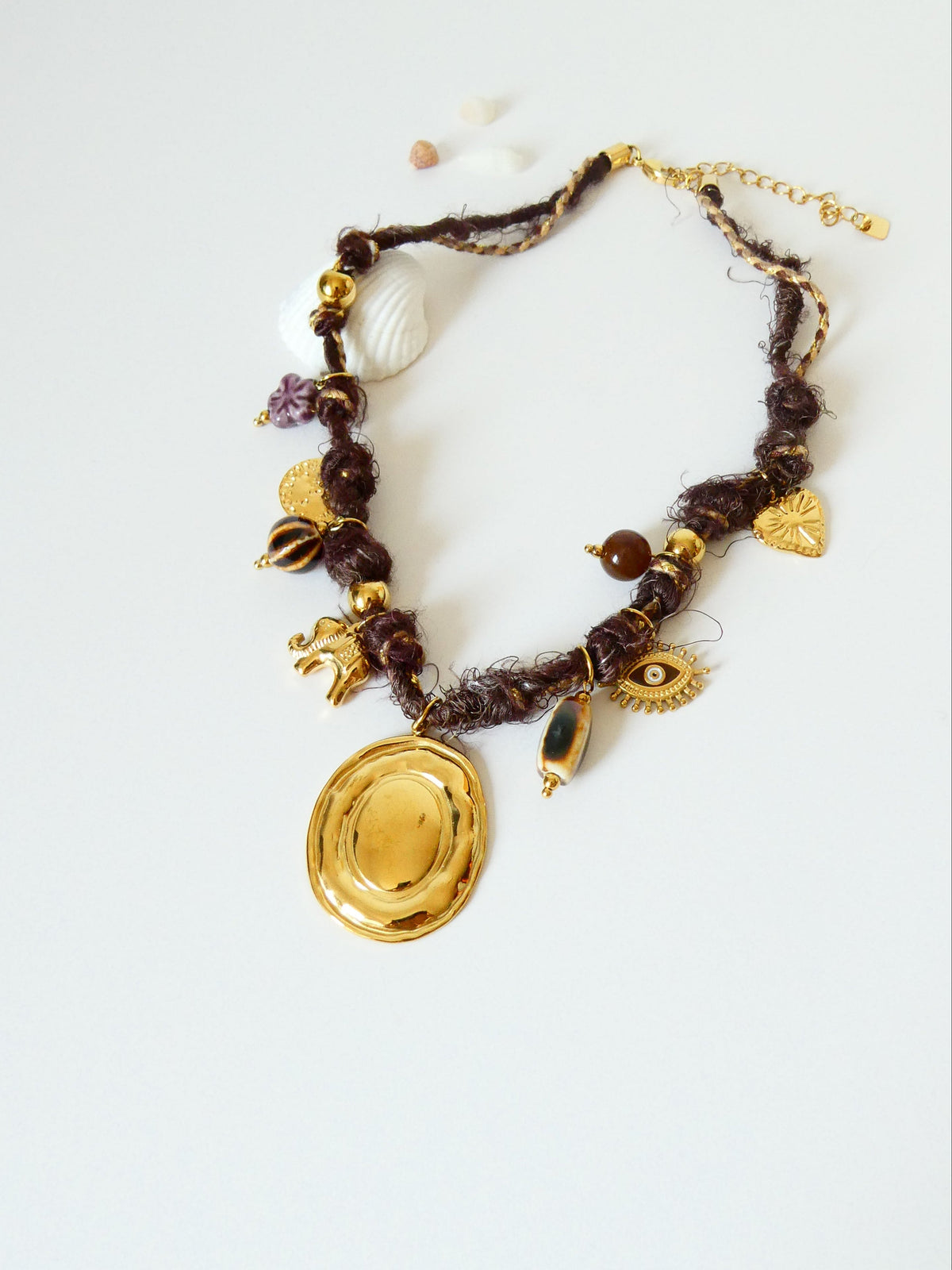 Collier Éina